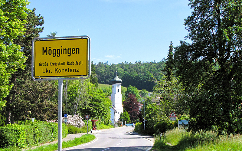 Ortsschild Möggingen - Thau